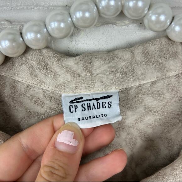 CP Shades Neutral Vine Leaf Embroidered Button Down Long Sleeve Top Size M - Picture 4 of 10